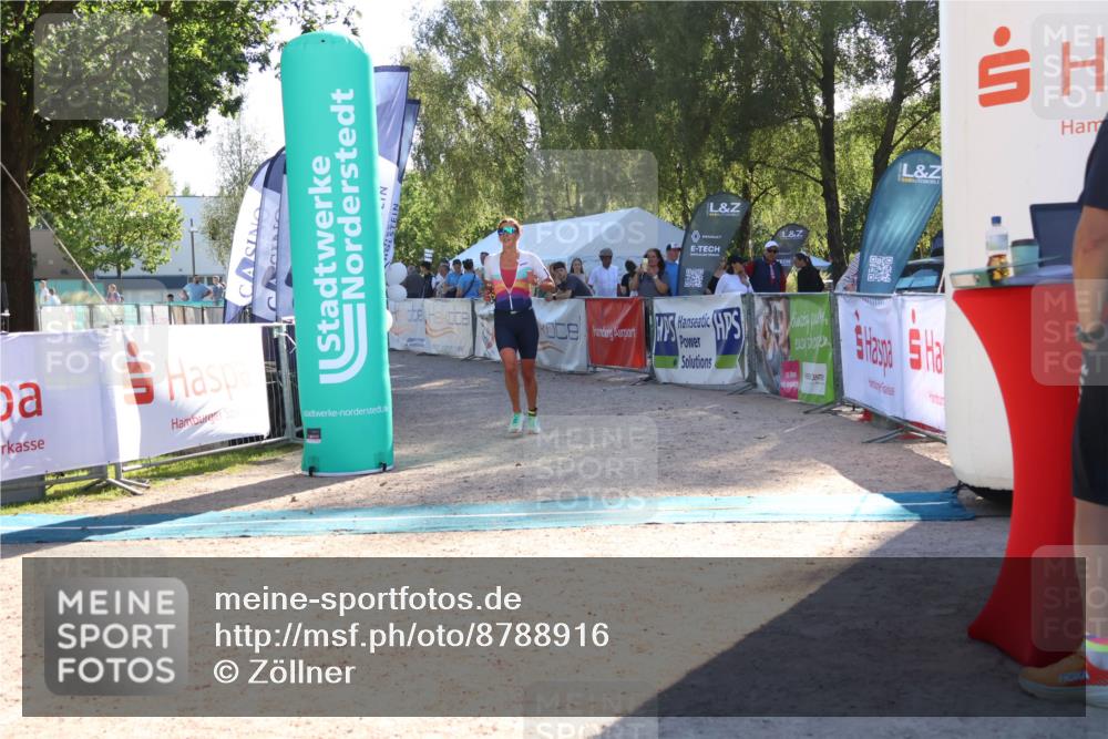 07.09.2025 - 19. Norderstedt Triathlon Zöllner http://msf.ph/oto/8788916 07.09.2025 16:12:17 Ziel 475 meine-sportfotos.de