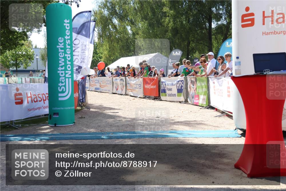 07.09.2025 - 19. Norderstedt Triathlon Zöllner http://msf.ph/oto/8788917 07.09.2025 13:46:56 Ziel  meine-sportfotos.de
