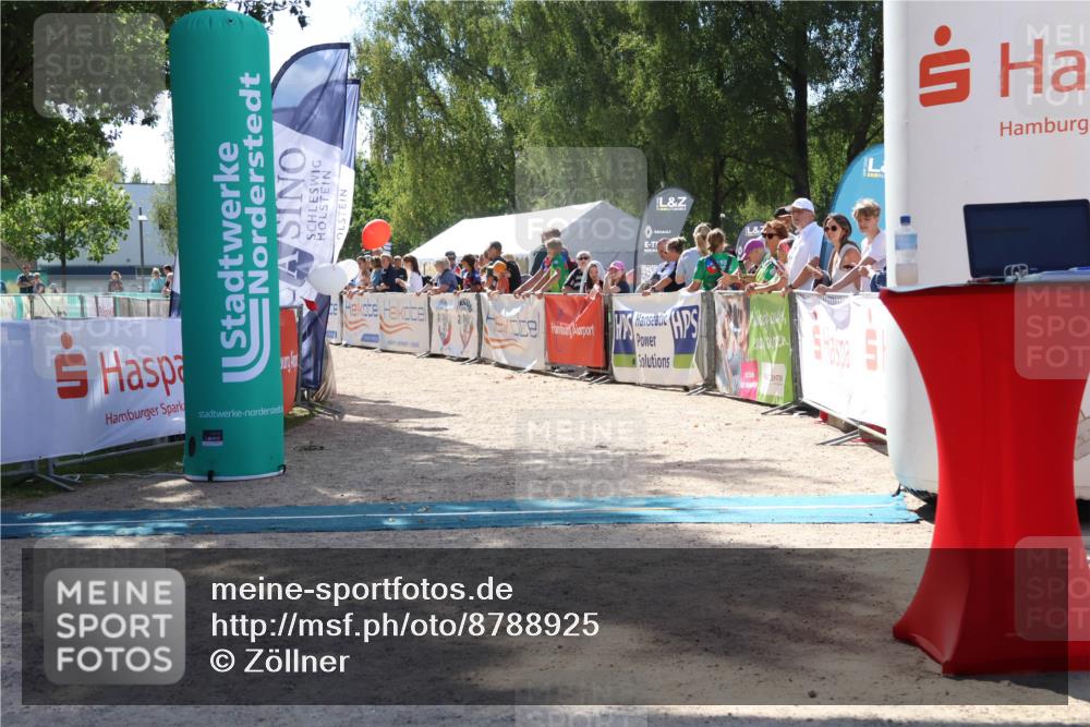 07.09.2025 - 19. Norderstedt Triathlon Zöllner http://msf.ph/oto/8788925 07.09.2025 13:46:57 Ziel  meine-sportfotos.de