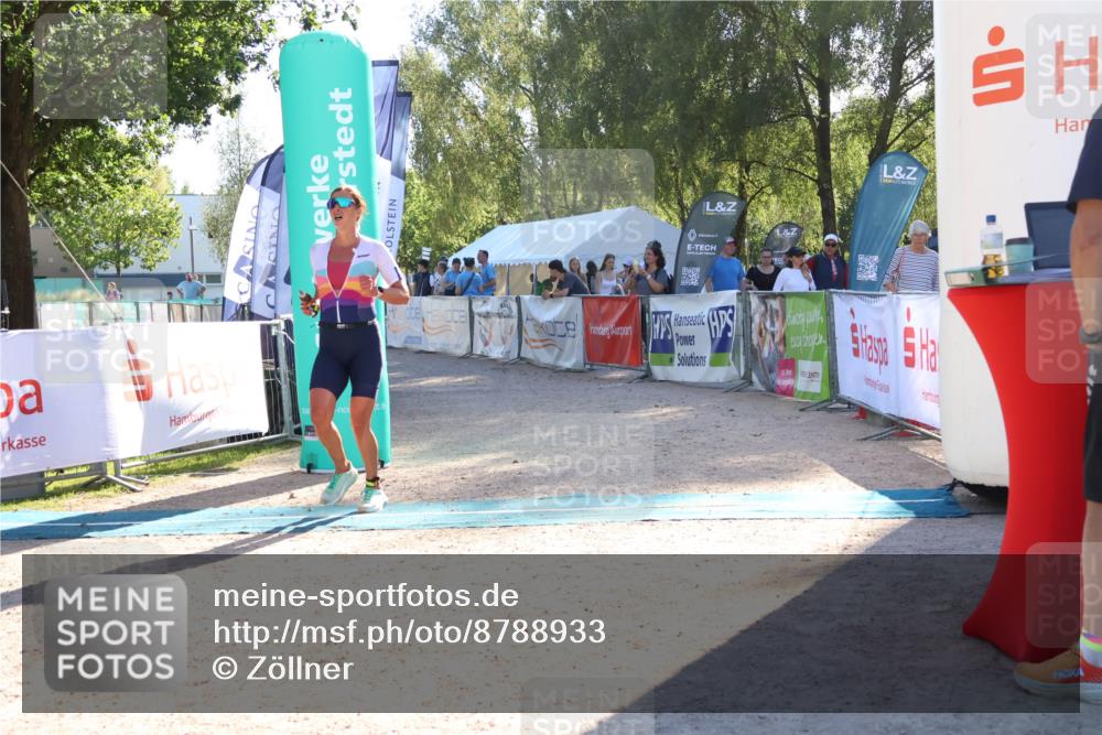 07.09.2025 - 19. Norderstedt Triathlon Zöllner http://msf.ph/oto/8788933 07.09.2025 16:12:19 Ziel 475 meine-sportfotos.de