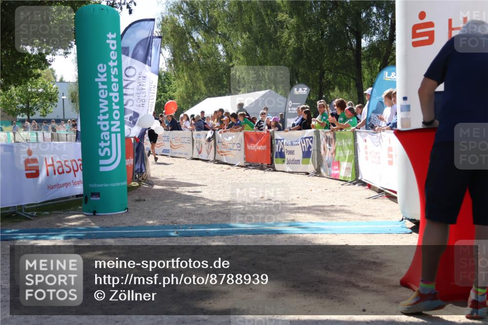 07.09.2025 - 19. Norderstedt Triathlon Zöllner http://msf.ph/oto/8788939 07.09.2025 13:47:50 Ziel 349 meine-sportfotos.de
