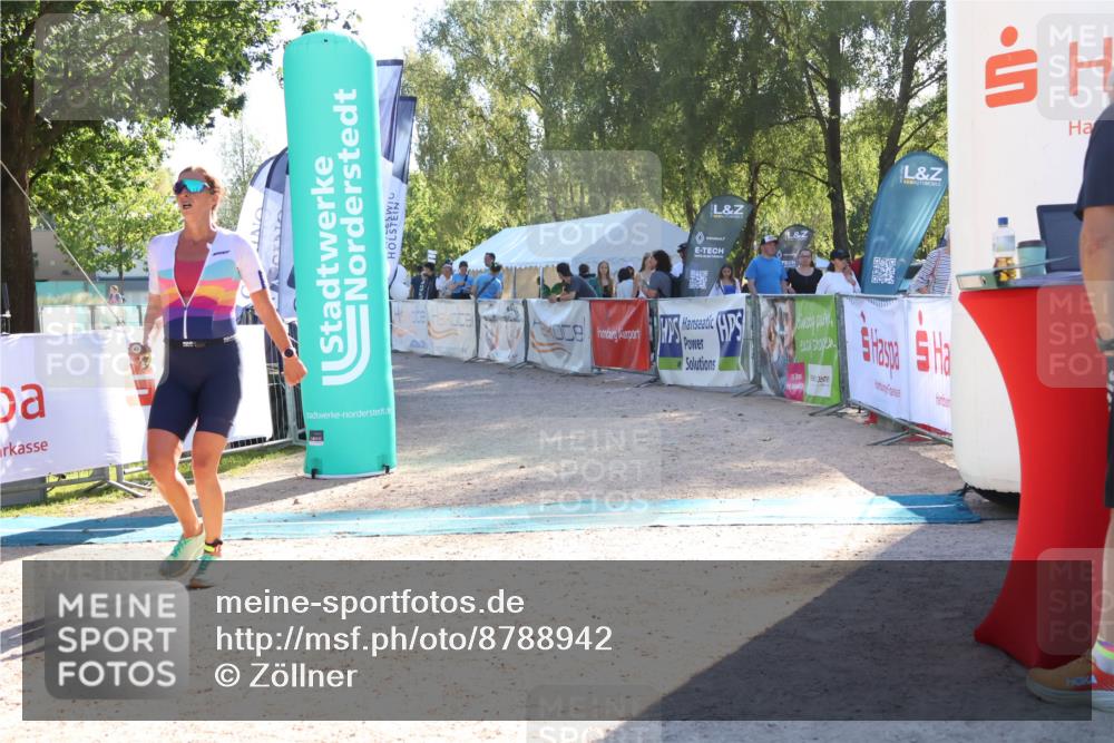 07.09.2025 - 19. Norderstedt Triathlon Zöllner http://msf.ph/oto/8788942 07.09.2025 16:12:19 Ziel 475 meine-sportfotos.de