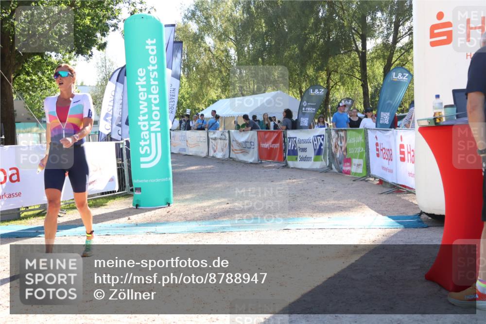 07.09.2025 - 19. Norderstedt Triathlon Zöllner http://msf.ph/oto/8788947 07.09.2025 16:12:20 Ziel 475 meine-sportfotos.de