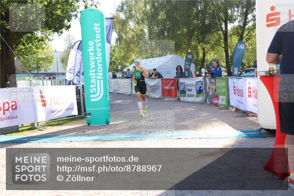 07.09.2025 - 19. Norderstedt Triathlon Zöllner http://msf.ph/oto/8788967 07.09.2025 16:13:48 Ziel 1503 meine-sportfotos.de