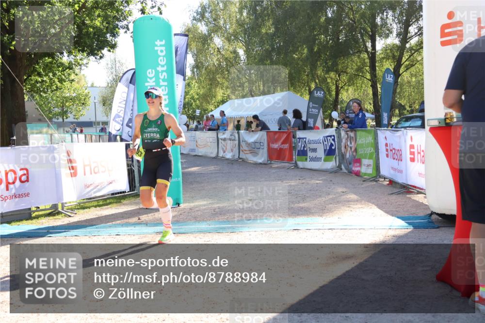 07.09.2025 - 19. Norderstedt Triathlon Zöllner http://msf.ph/oto/8788984 07.09.2025 16:13:50 Ziel 469, 1503 meine-sportfotos.de