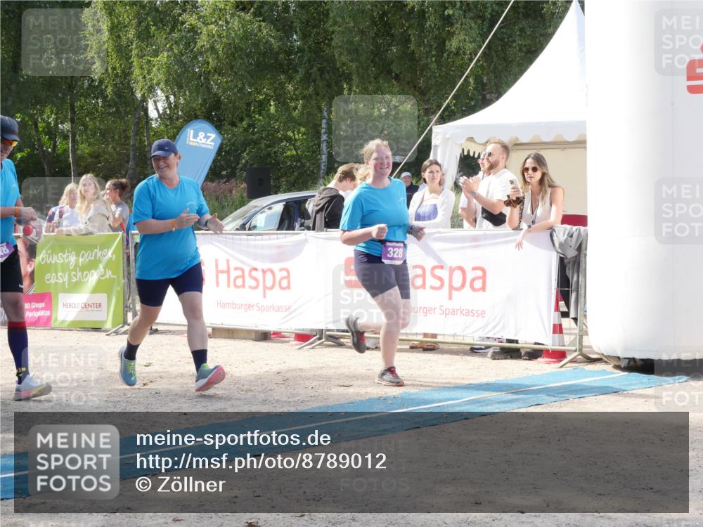 07.09.2025 - 19. Norderstedt Triathlon Zöllner http://msf.ph/oto/8789012 07.09.2025 13:58:50 Ziel 328 meine-sportfotos.de