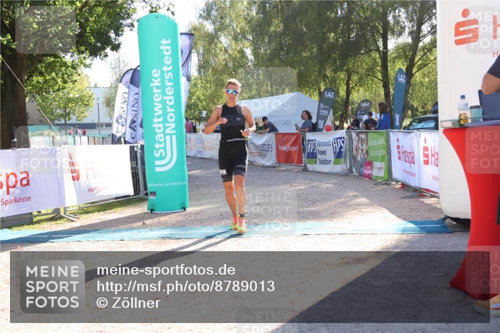 07.09.2025 - 19. Norderstedt Triathlon Zöllner http://msf.ph/oto/8789013 07.09.2025 16:13:54 Ziel 469, 1503 meine-sportfotos.de