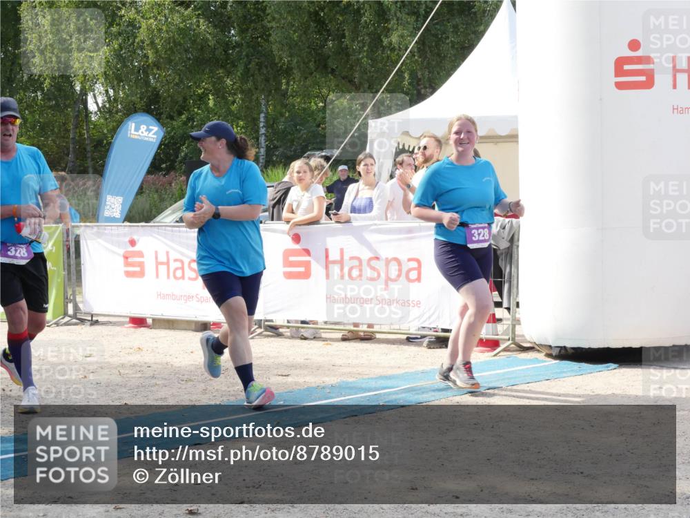 07.09.2025 - 19. Norderstedt Triathlon Zöllner http://msf.ph/oto/8789015 07.09.2025 13:58:50 Ziel 328 meine-sportfotos.de