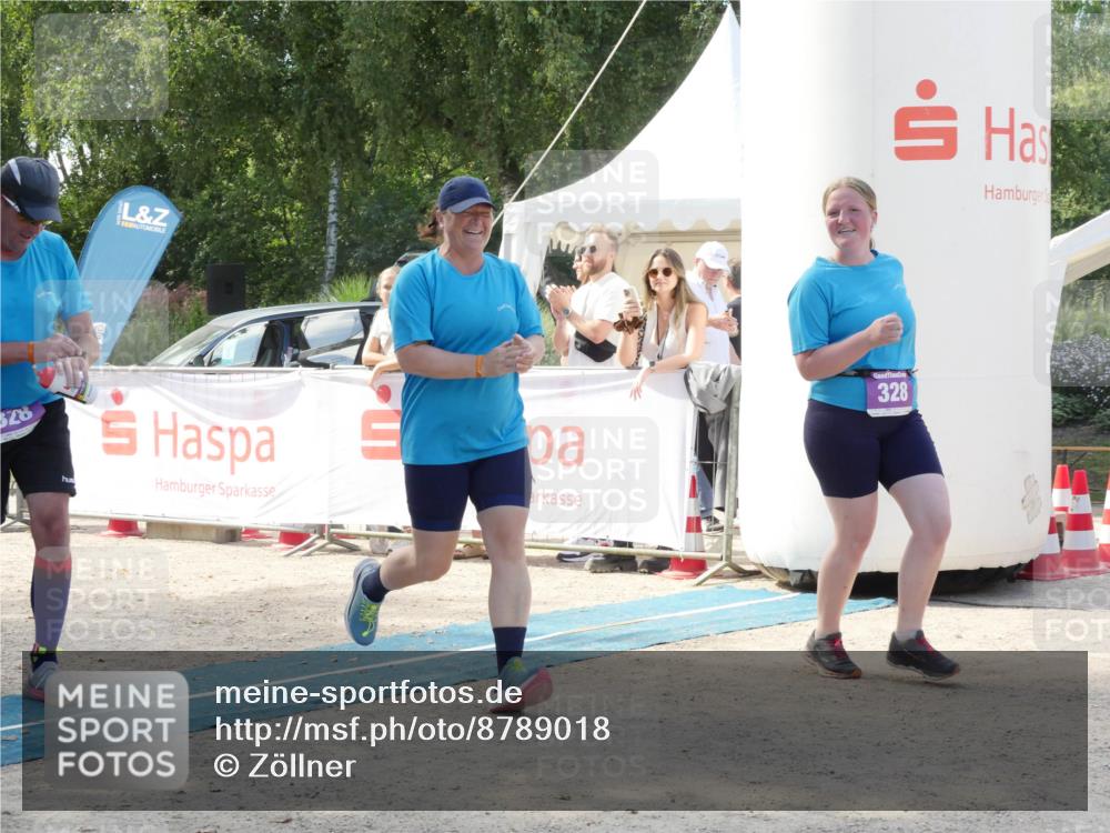 07.09.2025 - 19. Norderstedt Triathlon Zöllner http://msf.ph/oto/8789018 07.09.2025 13:58:51 Ziel 328 meine-sportfotos.de