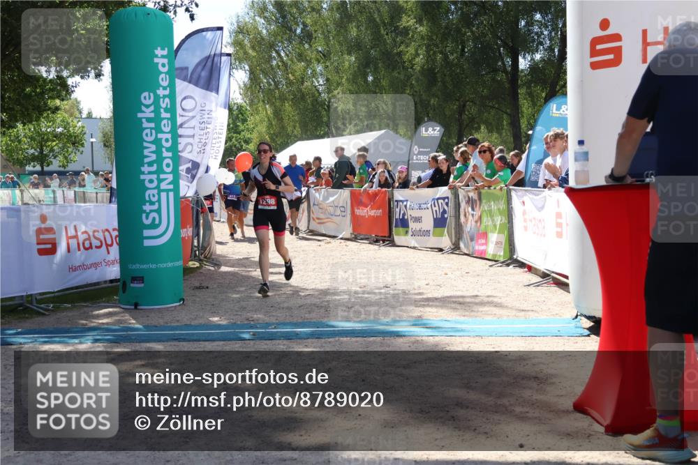 07.09.2025 - 19. Norderstedt Triathlon Zöllner http://msf.ph/oto/8789020 07.09.2025 13:48:13 Ziel 311, 777, 1298 meine-sportfotos.de