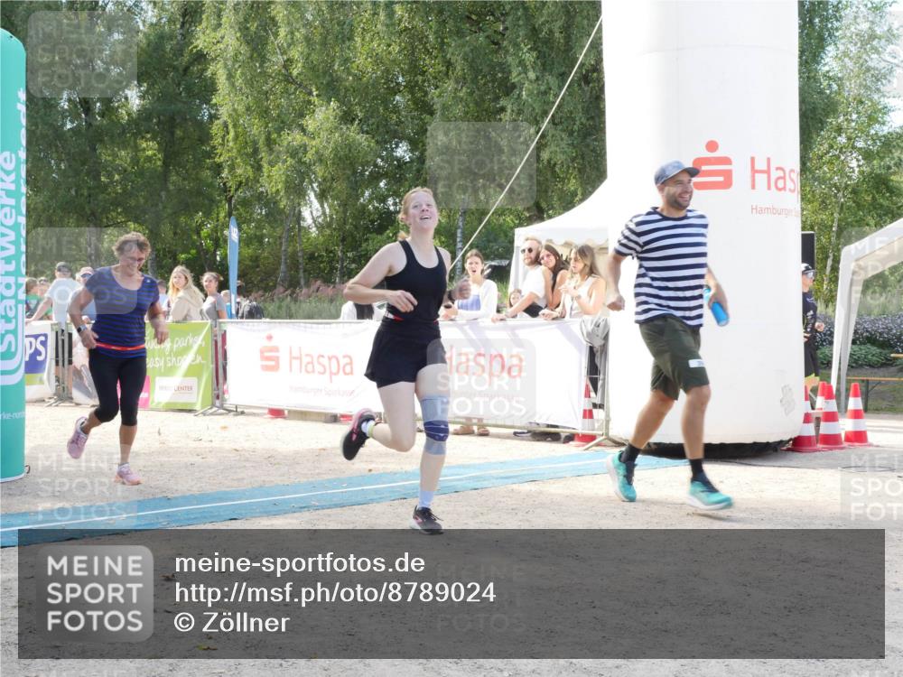 07.09.2025 - 19. Norderstedt Triathlon Zöllner http://msf.ph/oto/8789024 07.09.2025 13:59:04 Ziel 350 meine-sportfotos.de