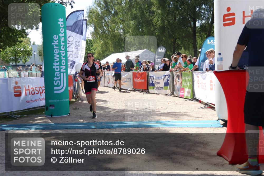 07.09.2025 - 19. Norderstedt Triathlon Zöllner http://msf.ph/oto/8789026 07.09.2025 13:48:13 Ziel 311, 777, 1298 meine-sportfotos.de