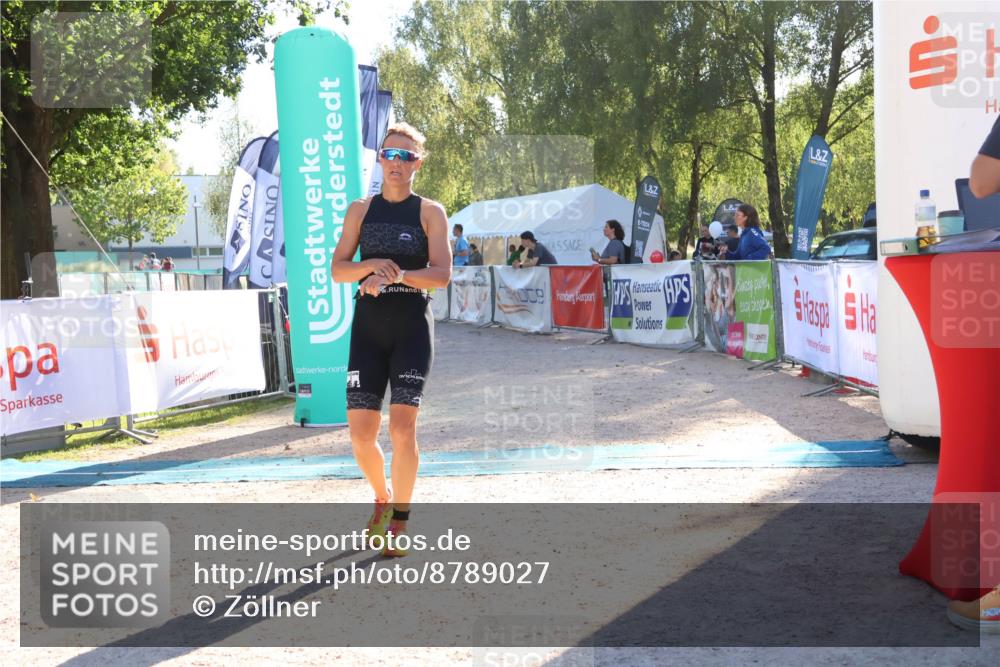 07.09.2025 - 19. Norderstedt Triathlon Zöllner http://msf.ph/oto/8789027 07.09.2025 16:13:55 Ziel 469, 1503 meine-sportfotos.de