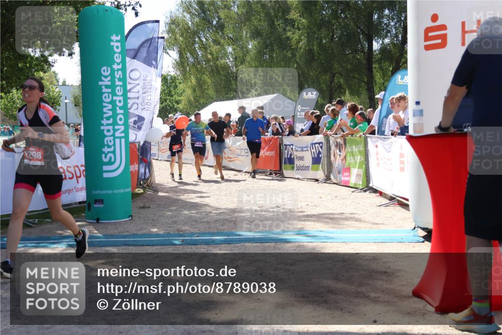 07.09.2025 - 19. Norderstedt Triathlon Zöllner http://msf.ph/oto/8789038 07.09.2025 13:48:14 Ziel 311, 777, 1298 meine-sportfotos.de