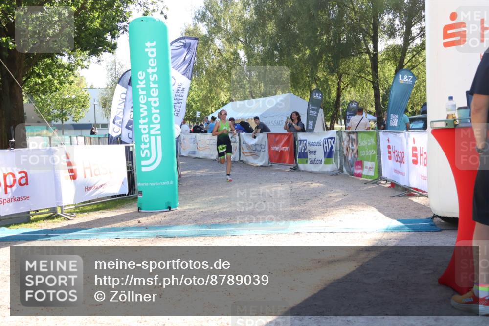 07.09.2025 - 19. Norderstedt Triathlon Zöllner http://msf.ph/oto/8789039 07.09.2025 16:15:33 Ziel 476 meine-sportfotos.de