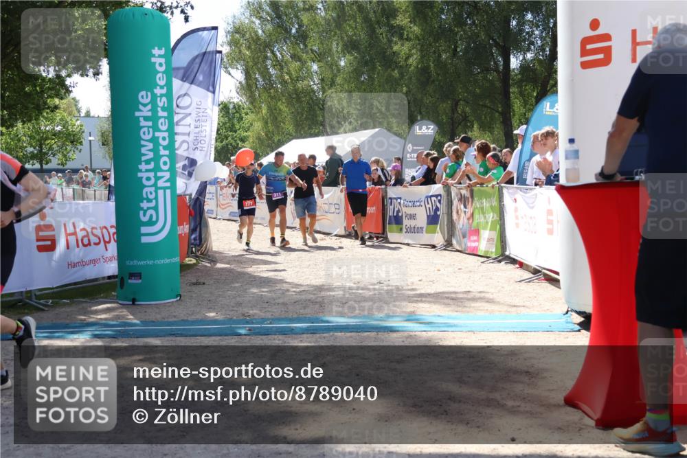 07.09.2025 - 19. Norderstedt Triathlon Zöllner http://msf.ph/oto/8789040 07.09.2025 13:48:15 Ziel 311, 777, 1298 meine-sportfotos.de