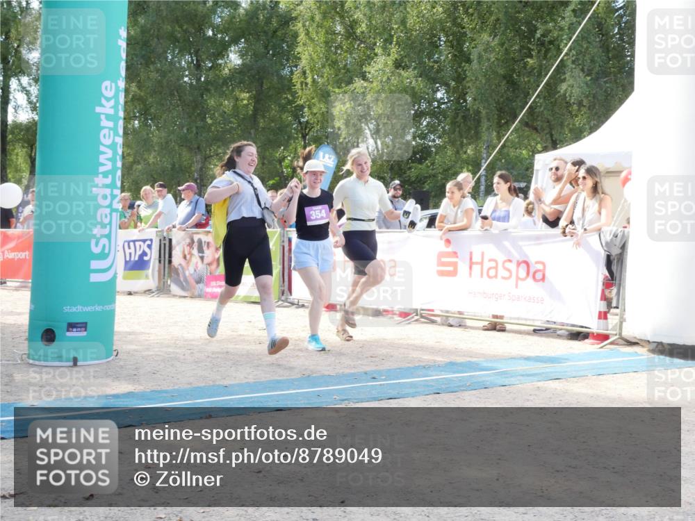 07.09.2025 - 19. Norderstedt Triathlon Zöllner http://msf.ph/oto/8789049 07.09.2025 13:59:46 Ziel 354 meine-sportfotos.de