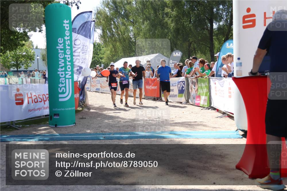 07.09.2025 - 19. Norderstedt Triathlon Zöllner http://msf.ph/oto/8789050 07.09.2025 13:48:15 Ziel 311, 777, 1298 meine-sportfotos.de