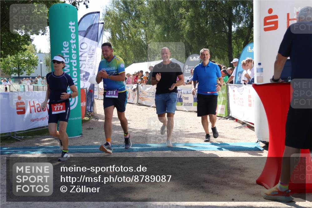 07.09.2025 - 19. Norderstedt Triathlon Zöllner http://msf.ph/oto/8789087 07.09.2025 13:48:19 Ziel 311, 777, 799, 1298 meine-sportfotos.de