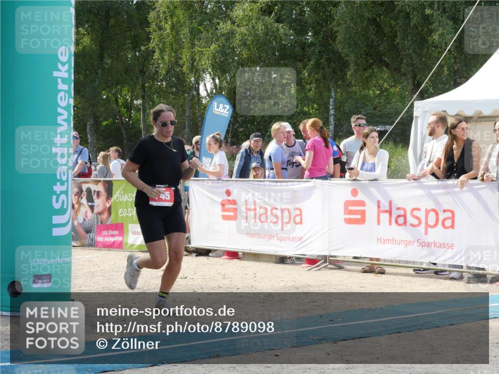 07.09.2025 - 19. Norderstedt Triathlon Zöllner http://msf.ph/oto/8789098 07.09.2025 14:00:48 Ziel 745 meine-sportfotos.de