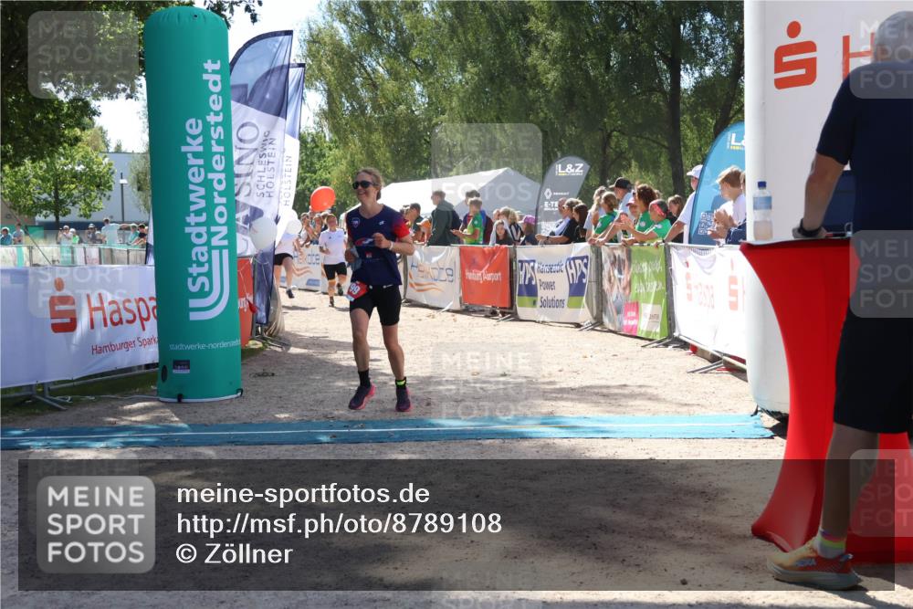 07.09.2025 - 19. Norderstedt Triathlon Zöllner http://msf.ph/oto/8789108 07.09.2025 13:48:24 Ziel 311, 352, 777, 799 meine-sportfotos.de