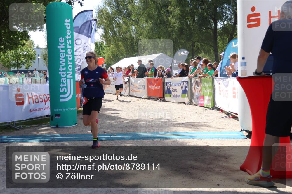 07.09.2025 - 19. Norderstedt Triathlon Zöllner http://msf.ph/oto/8789114 07.09.2025 13:48:24 Ziel 311, 352, 777, 799 meine-sportfotos.de