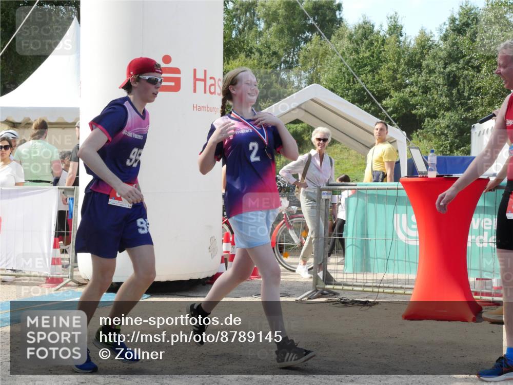07.09.2025 - 19. Norderstedt Triathlon Zöllner http://msf.ph/oto/8789145 07.09.2025 14:03:08 Ziel 804 meine-sportfotos.de