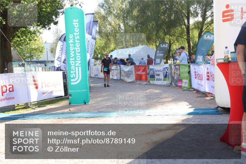 07.09.2025 - 19. Norderstedt Triathlon Zöllner http://msf.ph/oto/8789149 07.09.2025 16:16:46 Ziel  meine-sportfotos.de