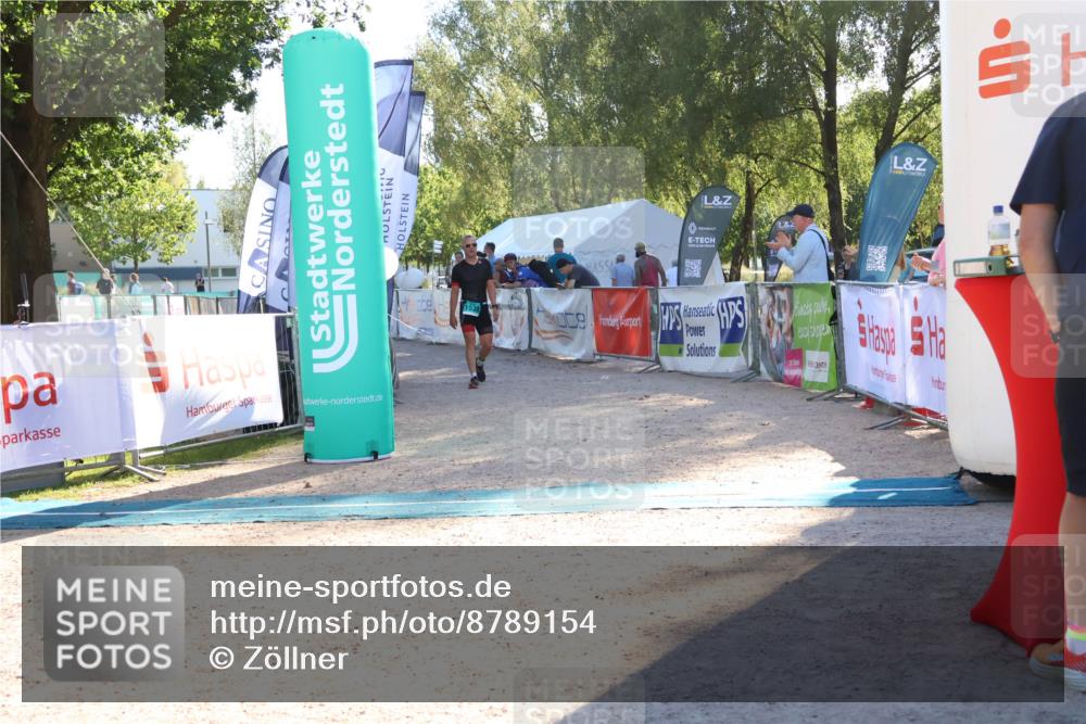 07.09.2025 - 19. Norderstedt Triathlon Zöllner http://msf.ph/oto/8789154 07.09.2025 16:16:47 Ziel  meine-sportfotos.de