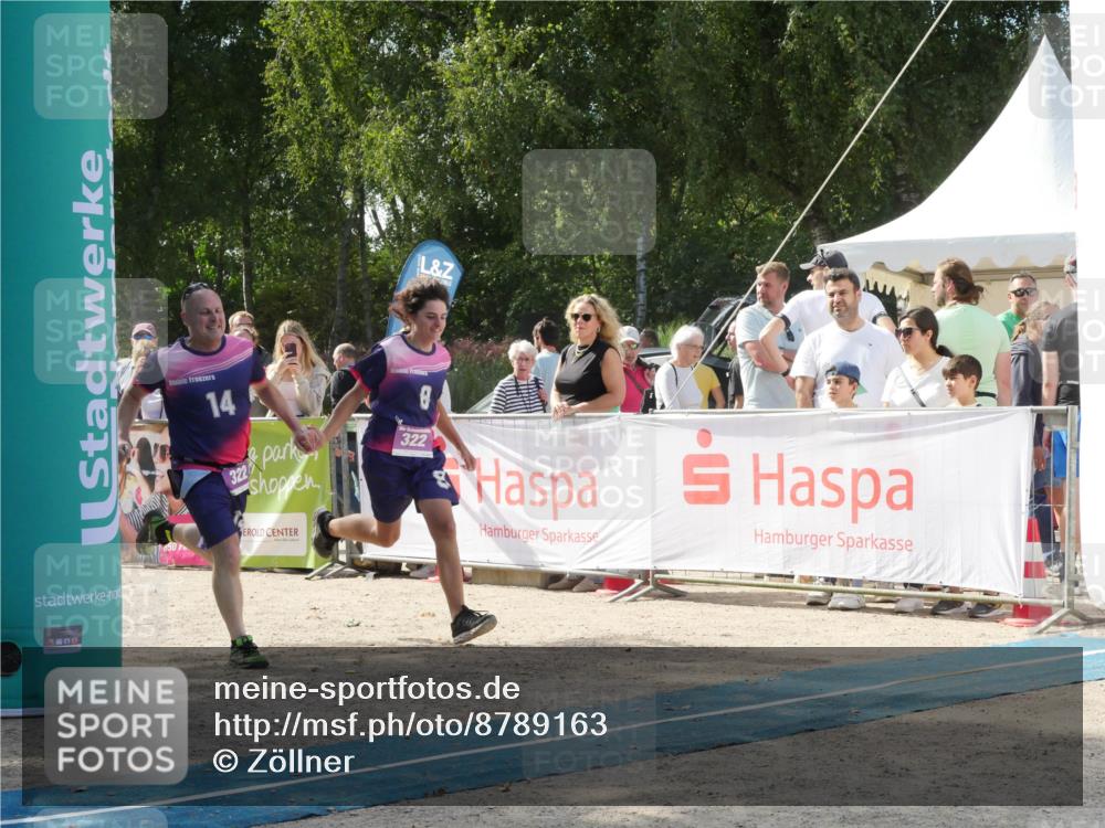 07.09.2025 - 19. Norderstedt Triathlon Zöllner http://msf.ph/oto/8789163 07.09.2025 14:04:36 Ziel 322, 359 meine-sportfotos.de