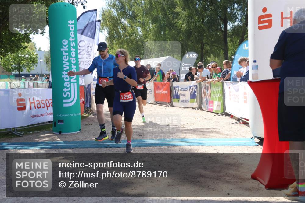 07.09.2025 - 19. Norderstedt Triathlon Zöllner http://msf.ph/oto/8789170 07.09.2025 13:48:47 Ziel 153, 264, 334, 1292, 1344 meine-sportfotos.de