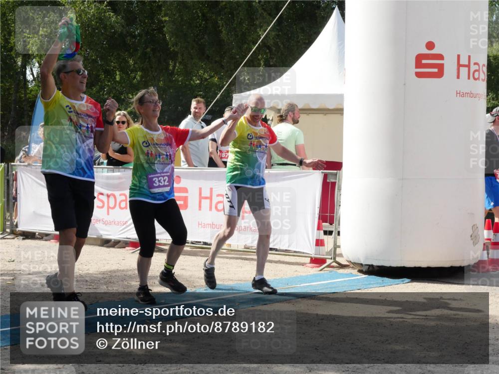 07.09.2025 - 19. Norderstedt Triathlon Zöllner http://msf.ph/oto/8789182 07.09.2025 14:05:33 Ziel 332 meine-sportfotos.de
