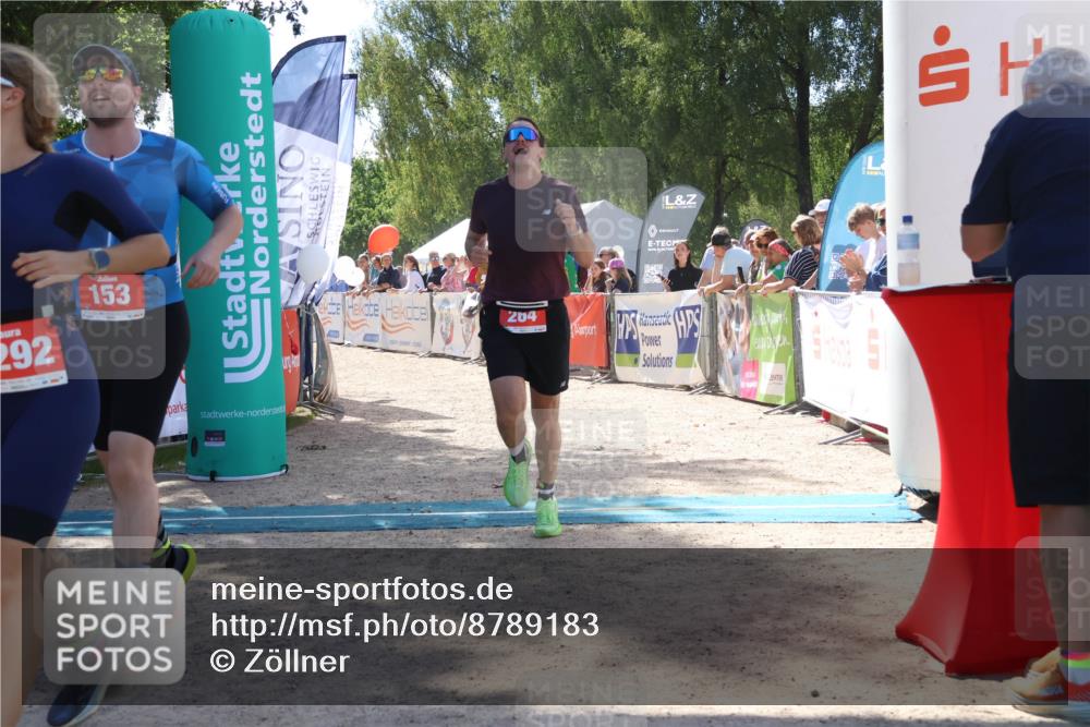 07.09.2025 - 19. Norderstedt Triathlon Zöllner http://msf.ph/oto/8789183 07.09.2025 13:48:48 Ziel 153, 264, 1292, 1344 meine-sportfotos.de