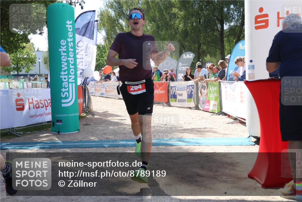 07.09.2025 - 19. Norderstedt Triathlon Zöllner http://msf.ph/oto/8789189 07.09.2025 13:48:49 Ziel 153, 264, 1292, 1344 meine-sportfotos.de