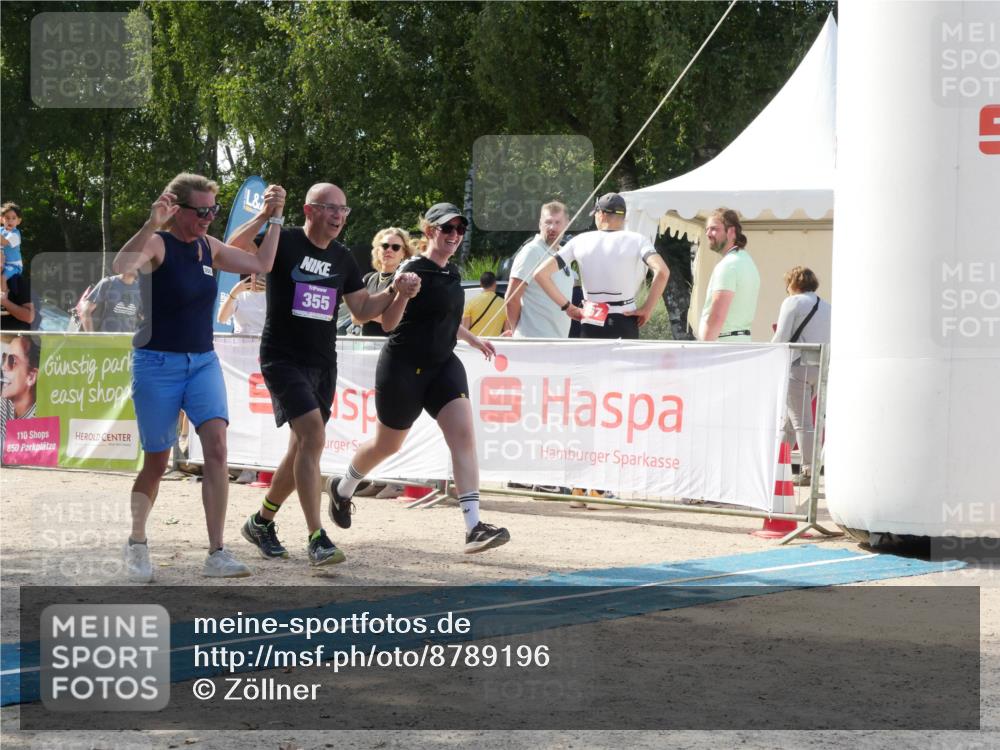 07.09.2025 - 19. Norderstedt Triathlon Zöllner http://msf.ph/oto/8789196 07.09.2025 14:06:30 Ziel 355 meine-sportfotos.de