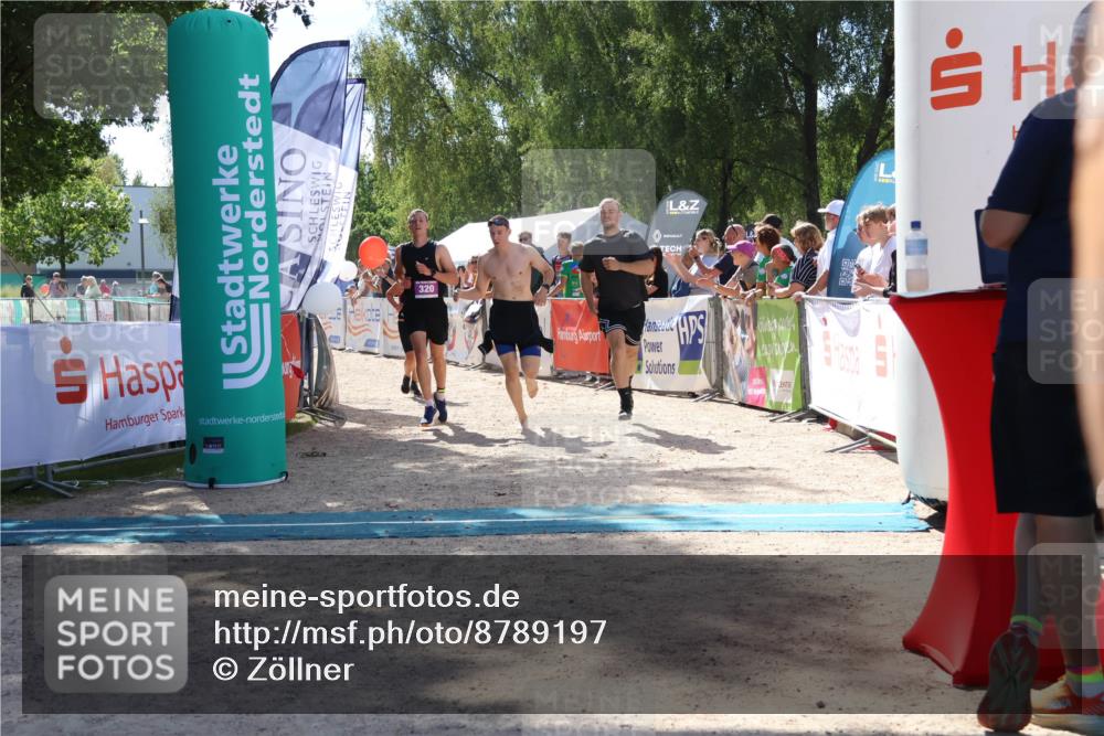 07.09.2025 - 19. Norderstedt Triathlon Zöllner http://msf.ph/oto/8789197 07.09.2025 13:49:24 Ziel 320, 789 meine-sportfotos.de