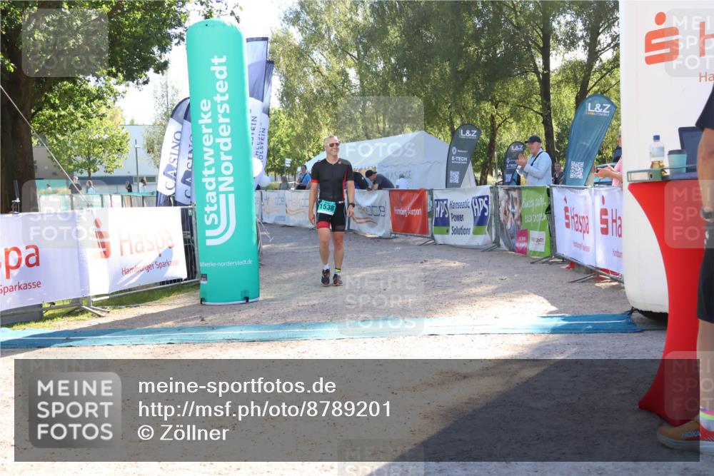 07.09.2025 - 19. Norderstedt Triathlon Zöllner http://msf.ph/oto/8789201 07.09.2025 16:16:51 Ziel 1538 meine-sportfotos.de