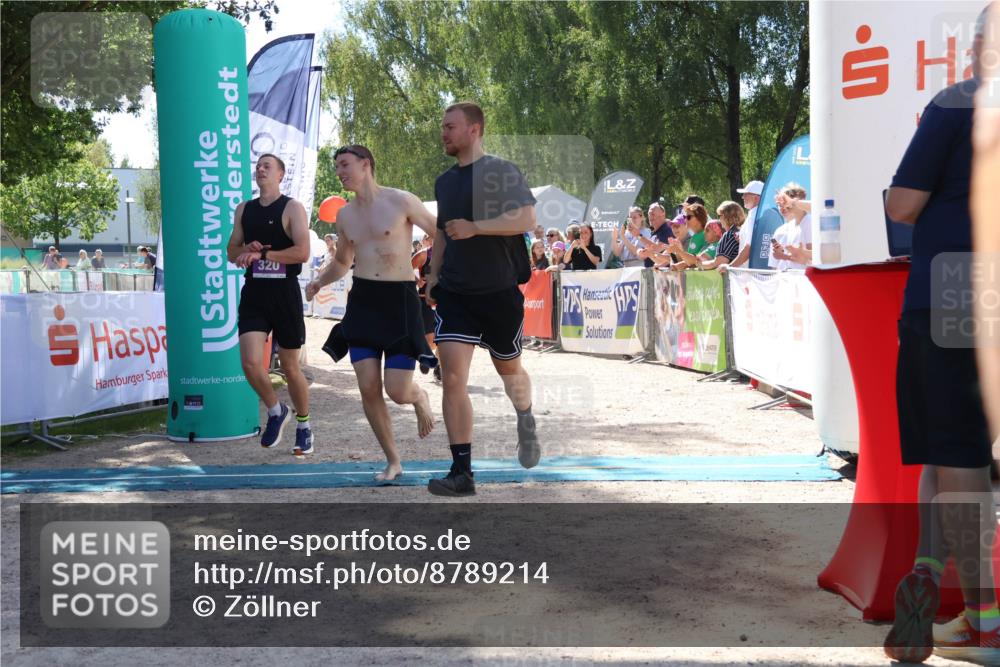 07.09.2025 - 19. Norderstedt Triathlon Zöllner http://msf.ph/oto/8789214 07.09.2025 13:49:25 Ziel 320, 789 meine-sportfotos.de