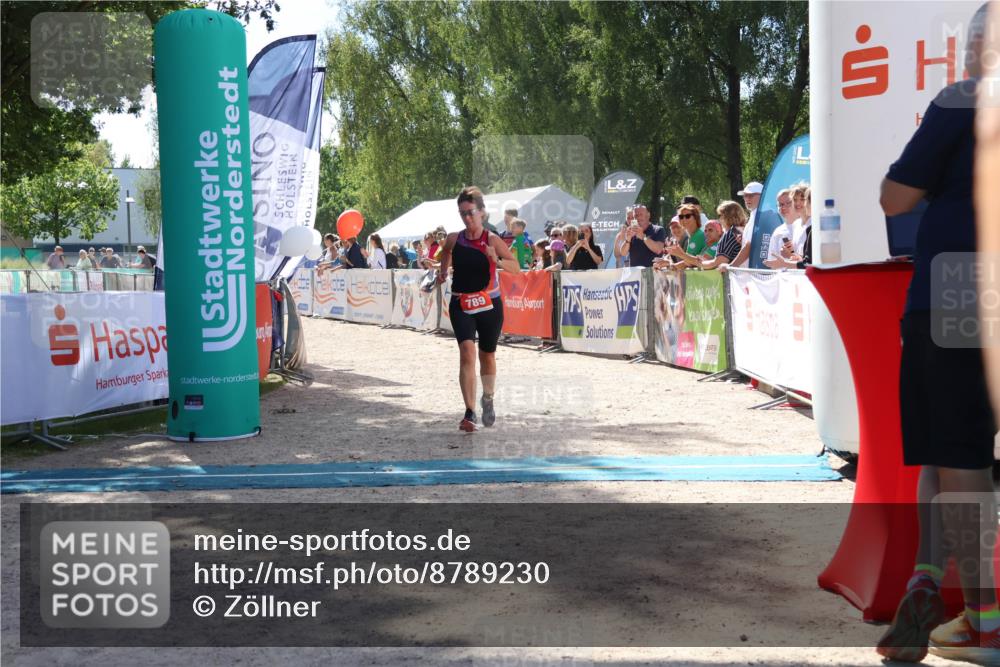 07.09.2025 - 19. Norderstedt Triathlon Zöllner http://msf.ph/oto/8789230 07.09.2025 13:49:26 Ziel 320, 789 meine-sportfotos.de