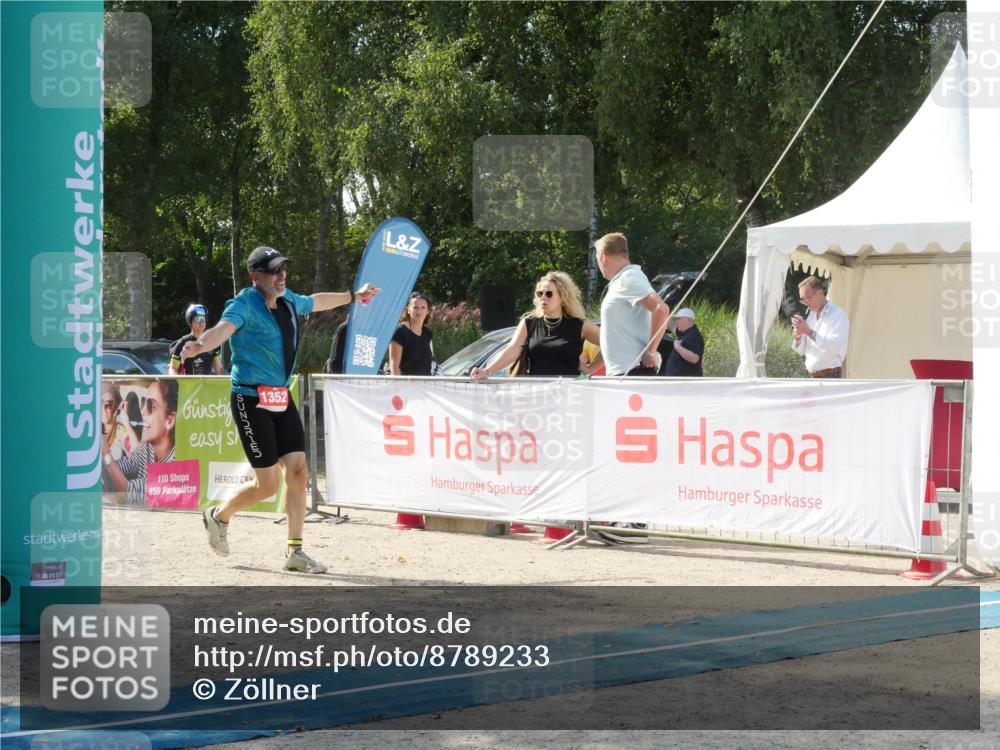 07.09.2025 - 19. Norderstedt Triathlon Zöllner http://msf.ph/oto/8789233 07.09.2025 14:10:06 Ziel 1352 meine-sportfotos.de