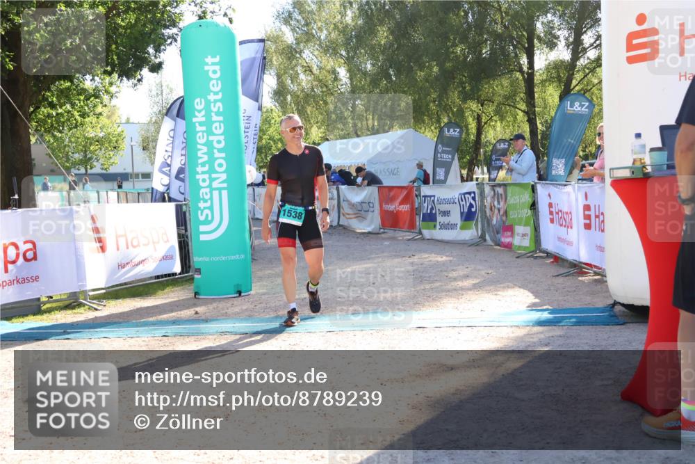 07.09.2025 - 19. Norderstedt Triathlon Zöllner http://msf.ph/oto/8789239 07.09.2025 16:16:54 Ziel 1538 meine-sportfotos.de