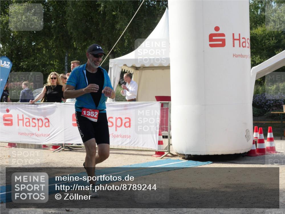 07.09.2025 - 19. Norderstedt Triathlon Zöllner http://msf.ph/oto/8789244 07.09.2025 14:10:08 Ziel 1352 meine-sportfotos.de