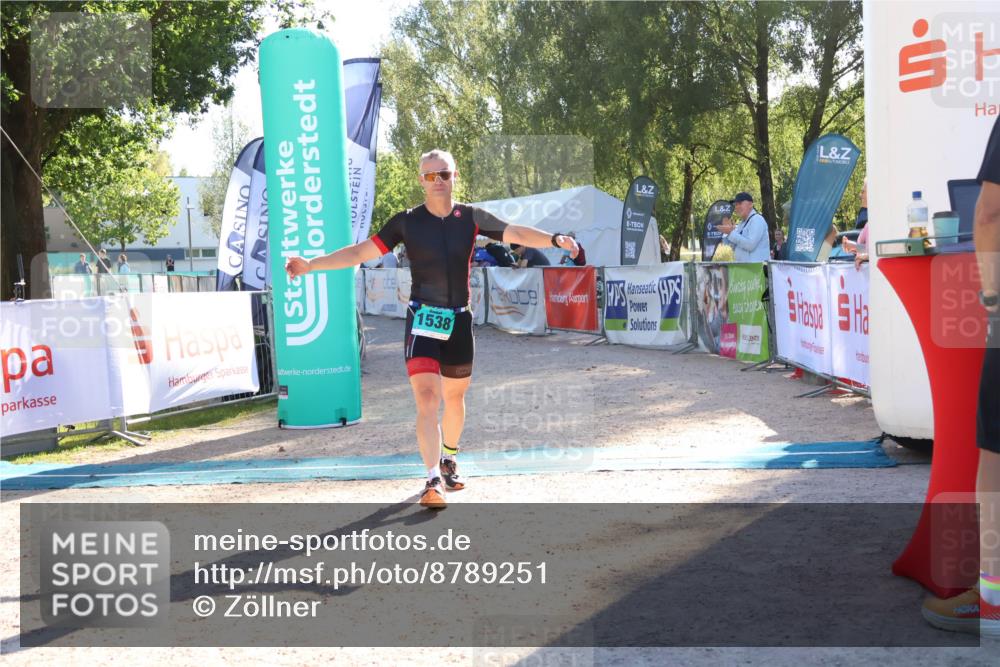 07.09.2025 - 19. Norderstedt Triathlon Zöllner http://msf.ph/oto/8789251 07.09.2025 16:16:54 Ziel 1538 meine-sportfotos.de
