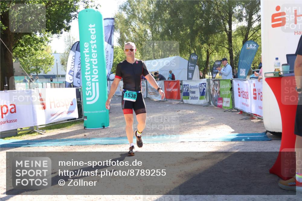 07.09.2025 - 19. Norderstedt Triathlon Zöllner http://msf.ph/oto/8789255 07.09.2025 16:16:55 Ziel 1538 meine-sportfotos.de