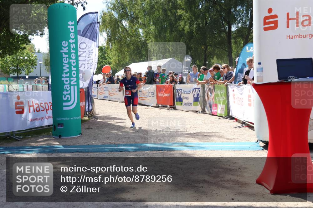 07.09.2025 - 19. Norderstedt Triathlon Zöllner http://msf.ph/oto/8789256 07.09.2025 13:49:56 Ziel 855 meine-sportfotos.de