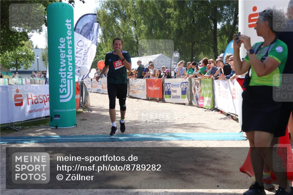 07.09.2025 - 19. Norderstedt Triathlon Zöllner http://msf.ph/oto/8789282 07.09.2025 13:50:30 Ziel 232 meine-sportfotos.de