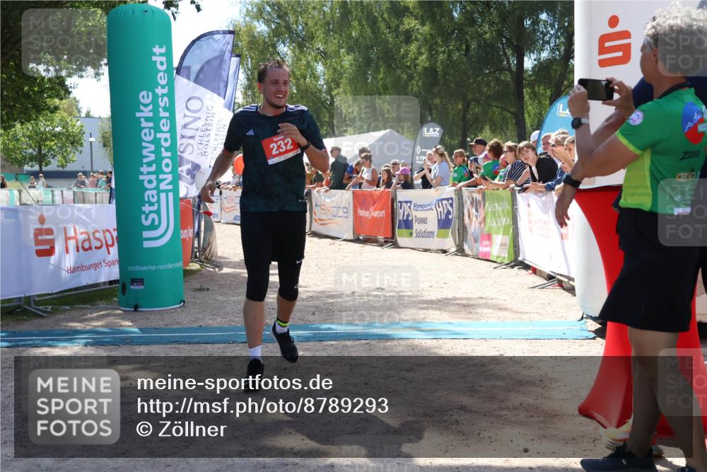 07.09.2025 - 19. Norderstedt Triathlon Zöllner http://msf.ph/oto/8789293 07.09.2025 13:50:30 Ziel 232 meine-sportfotos.de