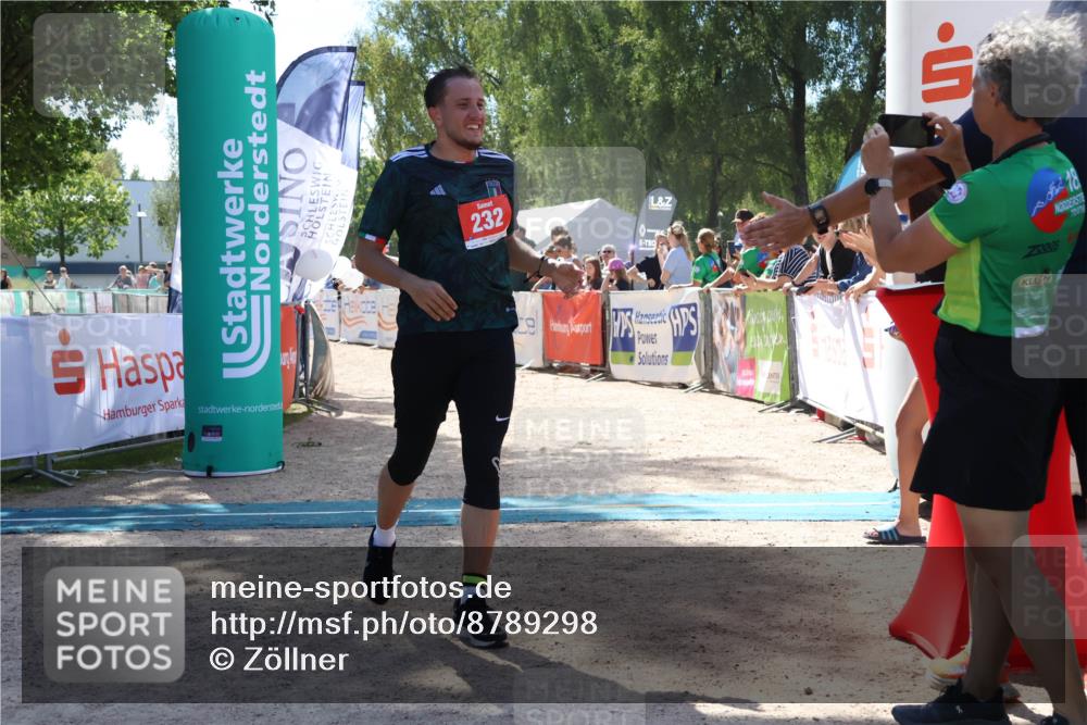 07.09.2025 - 19. Norderstedt Triathlon Zöllner http://msf.ph/oto/8789298 07.09.2025 13:50:31 Ziel 232 meine-sportfotos.de