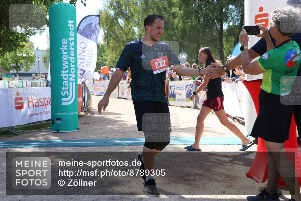 07.09.2025 - 19. Norderstedt Triathlon Zöllner http://msf.ph/oto/8789305 07.09.2025 13:50:31 Ziel 232 meine-sportfotos.de