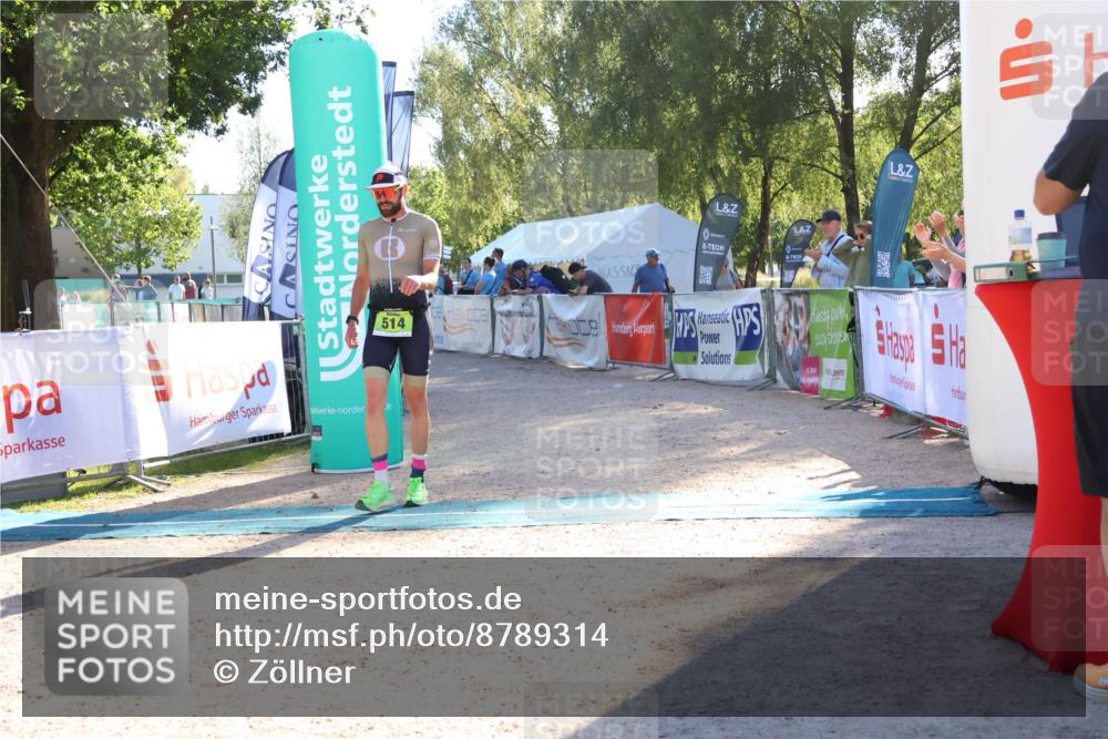 07.09.2025 - 19. Norderstedt Triathlon Zöllner http://msf.ph/oto/8789314 07.09.2025 16:17:07 Ziel 444, 514 meine-sportfotos.de
